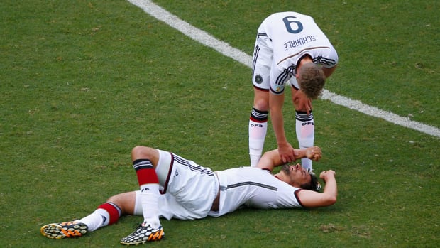 Mats Hummels Hurt